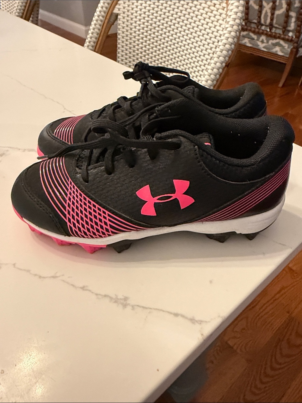 Under Armour Kids Black and Pink Soccer/Field Cleats